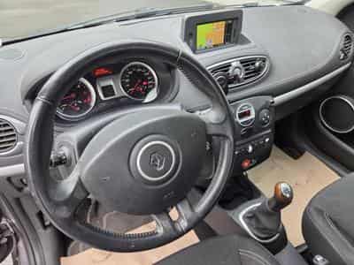 Renault Clio 1.5 Dci 88 CV (2011) - Photo 13