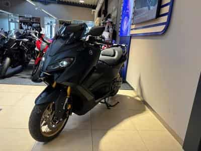 Yamaha T-Max Tech Max (2024) - Photo 5