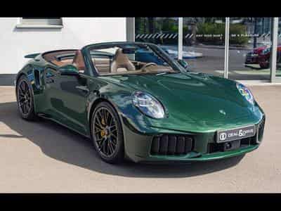 Porsche 911 (992.2) TURBO S 3.6 CABRIOLET PDK (711 CH) - OAK GREEN METAL (2026) - Photo 6