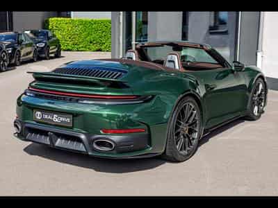 Porsche 911 (992.2) TURBO S 3.6 CABRIOLET PDK (711 CH) - OAK GREEN METAL (2026) - Photo 7