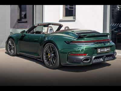 Porsche 911 .2 911 TURBO S 3.6 CABRIOLET PDK (711 CH) - OAK GREEN METALL (2026) - Photo 3