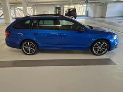 Skoda Octavia RS 2.0 TSI 245CV DGS7 (2019) - Photo 4