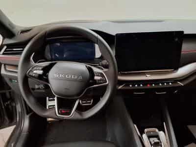 Skoda Octavia RS 2.0 TSI 7-Gang-DSG (2026) - Foto 12
