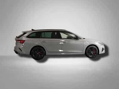 Skoda Octavia RS 2.0 TSI 7-Gang-DSG (2026) - Foto 6