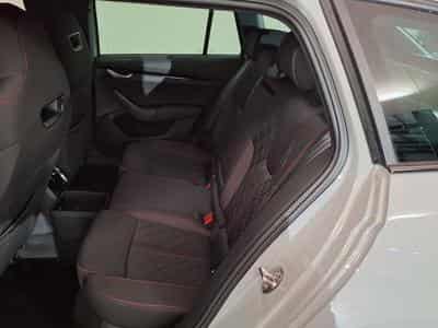 Skoda Octavia RS 2.0 TSI 7-Gang-DSG (2026) - Foto 10