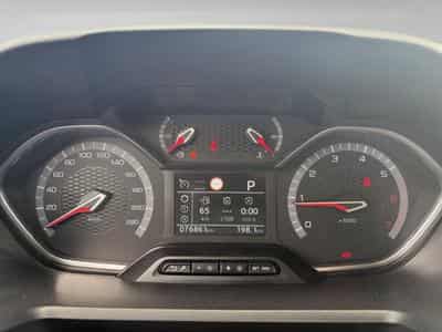 Peugeot Rifter 1.5 BlueHDi 130 EAT8 S/S GT Line (2020) - Photo 15