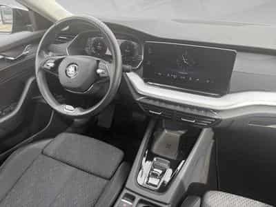 Skoda Octavia Combi 2.0 TDI 110kW Ambition DSG (2023) - Photo 6