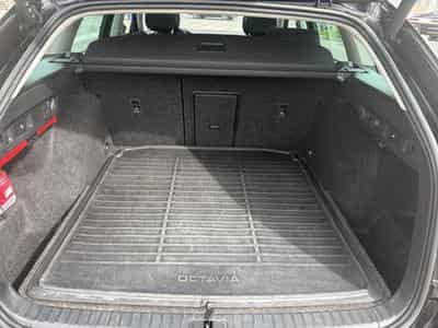 Skoda Octavia Combi 2.0 TDI 110kW Ambition DSG (2023) - Photo 12