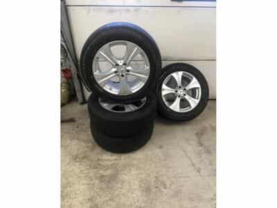 Jantes alu + Pneus h 18" 235/60 R18 107H (2026) - Photo 1
