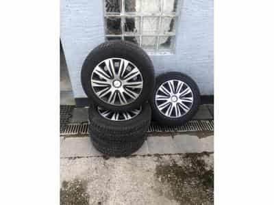 Jantes acier + Pneus 16" 205/60 R16 92H (2026) - Photo 1