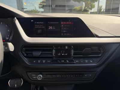 BMW 118 i Pack M 1.5L 140ch /Sièges chauffants/GPS (2019) - Photo 7
