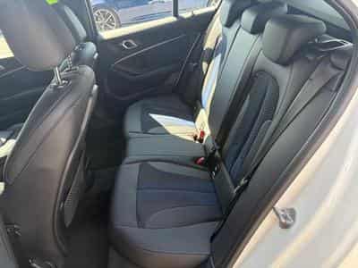 BMW 118 i Pack M 1.5L 140ch /Sièges chauffants/GPS (2019) - Photo 9