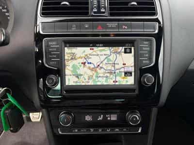 VW Polo V R-line 1.0 90ch/Clim/GPS (2016) - Photo 6
