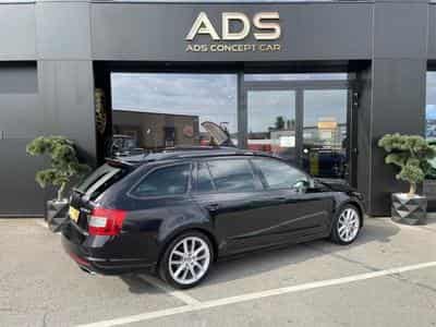 Skoda Octavia RS 2.0L 220ch (2016) - Photo 3
