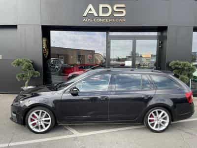 Skoda Octavia RS 2.0L 220ch (2016) - Photo 4