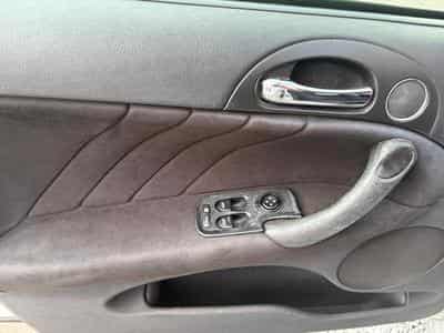 Alfa-Romeo 147 1.9 JTD (2008) - Photo 9