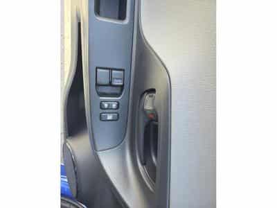 Toyota Yaris 1.5 BM6 112CV (2018) - Photo 11