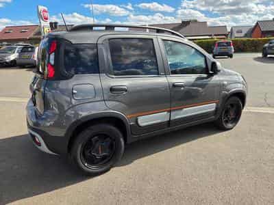 Fiat Panda GARMIN 1.0 HYBRID 70 CV (2022) - Foto 3