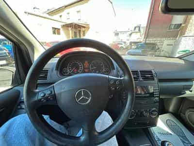 Mercedes A 150 (2008) - Foto 12