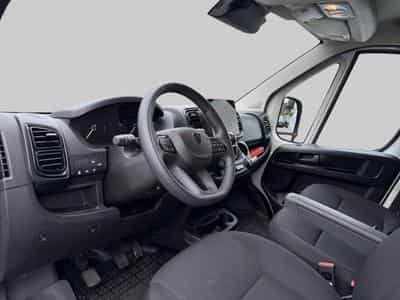 Peugeot Boxer 335 L3H2 - 2.2 BlueHDi 140 S&S (2025) - Photo 11