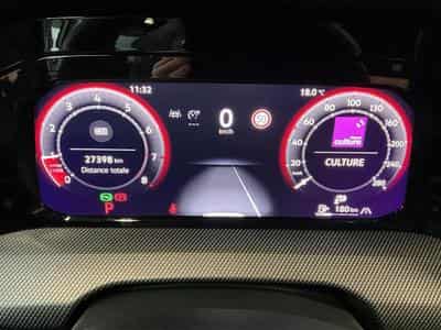 VW Golf GTI+DSG+LM19+Pano+MatrixLED (2024) - Foto 11