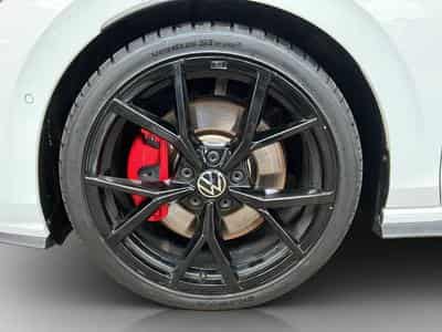 VW Golf GTI+DSG+LM19+Pano+MatrixLED (2024) - Foto 8