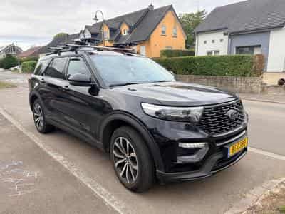 Ford Explorer St line (2022) - Photo 1