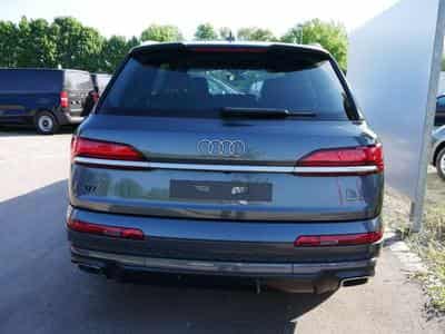 Audi Q7 S line (2025) - Photo 2