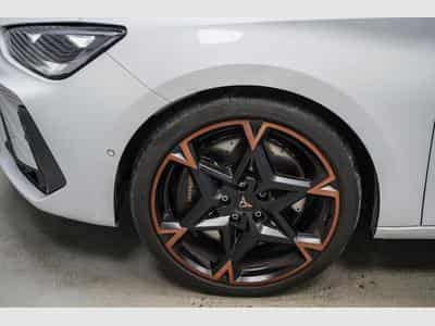 Cupra Leon ST 2,0 TSI (2025) - Photo 5
