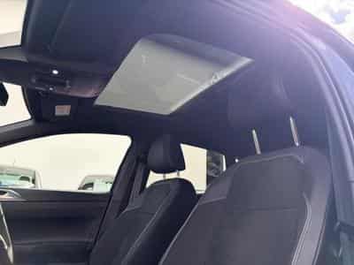 VW Polo 2.0 TSI 152kW GTI DSG7 (2023) - Photo 6