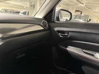 Suzuki Grand Vitara 1.4 Luxe MHEV 2WD (2024) - Photo 9