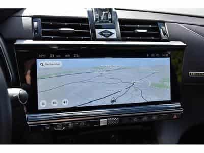 DS Automobiles DS7 (2024) - Photo 10