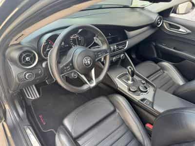 Alfa-Romeo Giulia Giulia Veloce Q4 /211 CV /19/PANO/CAMERA/CUIR/VOLL (2019) - Photo 6
