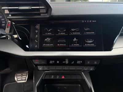 Audi A3 Sportback S-Line 1.5L 35 TFSI 150ch/Sièges chauffants/Front (2022) - Photo 7