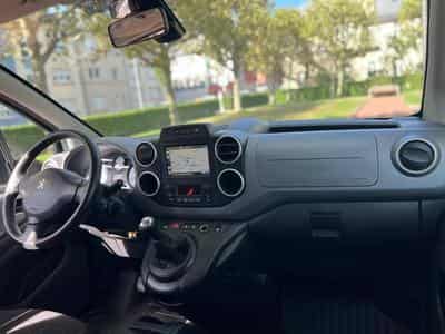 Peugeot Partner Manuelle / Essence / Attache Remorque / (2018) - Photo 11