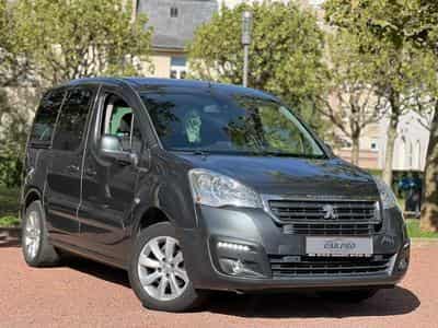 Peugeot Partner Manuelle / Essence / Attache Remorque / (2018) - Photo 2
