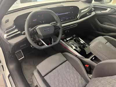 Audi A5 A5 Avant S line TFSI 150 CV / 110 kW S tronic (2025) - Photo 4