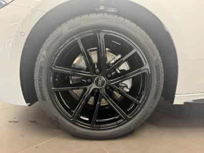 Audi A5 A5 Avant S line TFSI 150 CV / 110 kW S tronic (2025) - Photo 9