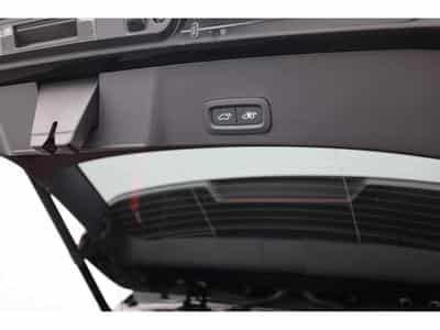 Volvo XC40 2.0 B4 MHD 197  Black Edition (2026) - Photo 11