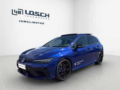 VW Golf R 4Motion (2026) - Photo 1