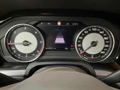 VW Touareg R-Line+DSG+V6+4M+AHK+Luft. (2023) - Photo 11