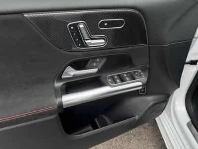 Mercedes B 180 Classe B 180d AMG Line/2.0 116ch/Toit Ouvrant/ATH (2023) - Photo 11