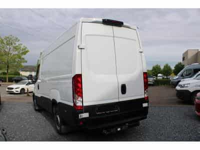 Iveco Daily 35S14, 1 HAND, CAMERA, BLUETOOTH, (2022) - Photo 2