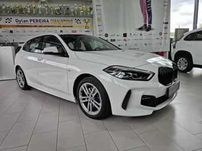 BMW 118 i M SPORT PAKET, NAVI, LED, COCKPIT DIGITAL, CARPLAY, PDC, (2021) - Foto 4