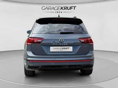 VW Tiguan Tiguan R-Line 4Motion, Black Style, DCC, ACC, Le (2022) - Photo 5