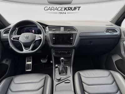 VW Tiguan Tiguan R-Line 4Motion, Black Style, DCC, ACC, Le (2022) - Photo 12