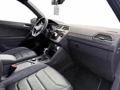VW Tiguan Tiguan R-Line 4Motion, Black Style, DCC, ACC, Le (2022) - Photo 14