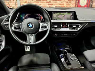 BMW 118 118dA 2.0 150cv Auto M-SPORT (2023) - Foto 4