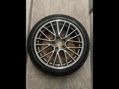 Jantes alu + Pneus h 21" 305/35 R21 109V (2026) - Photo 3