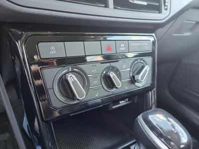 VW T-Cross 1.0 TSI DSG CLIM SIEGES CHAUFF BLUETOOTH (2019) - Photo 14